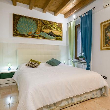Apartamento Fairy Studio In Verona Exterior foto